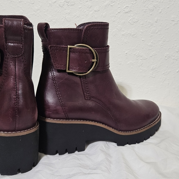 Blondo maroon low wedge winter boots size 7 - Picture 4 of 8